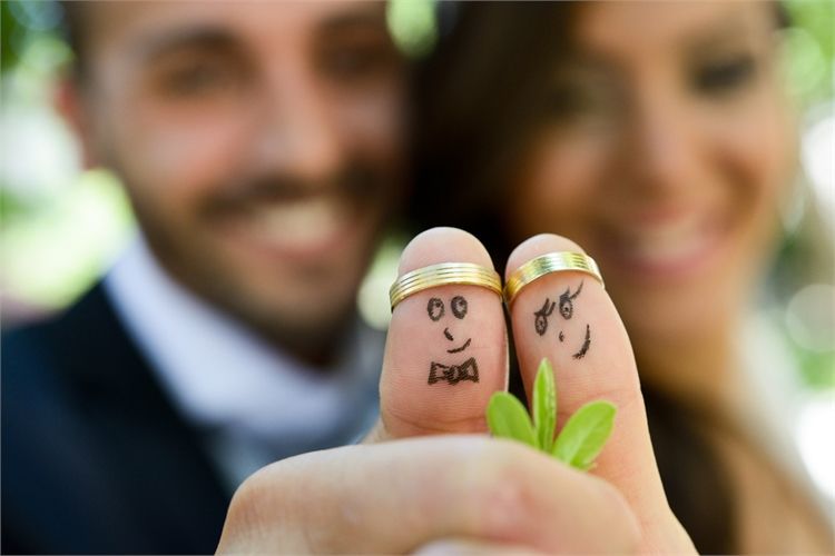 בטבעת זו: טבעות נישואים עם טאצ' אישי 1